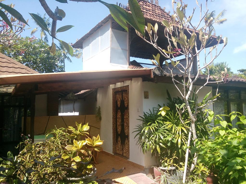 Gazebo Beach Hotel Sanur Exteriör bild
