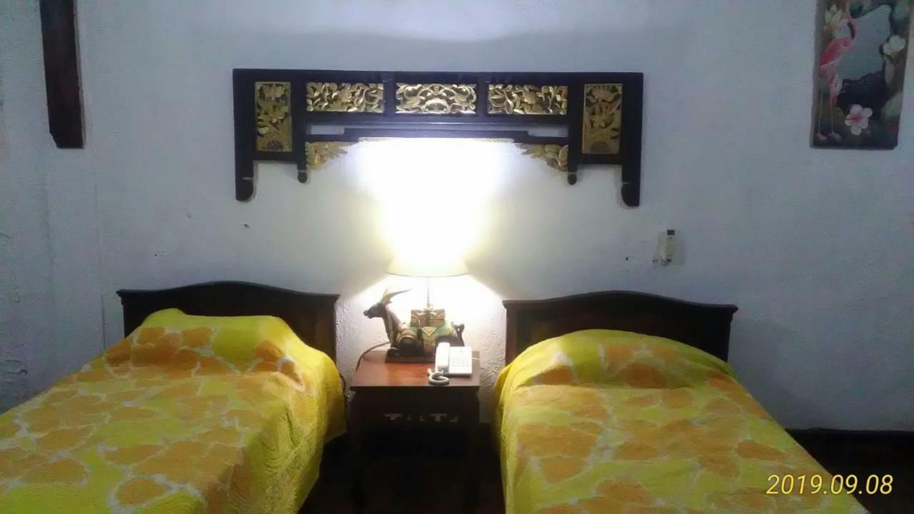 Gazebo Beach Hotel Sanur Exteriör bild